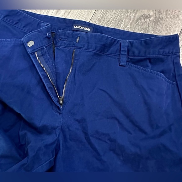 💙Lands' End Navy Blue Mid-Rise Shorts - Size 14 -💙 - Picture 6 of 9